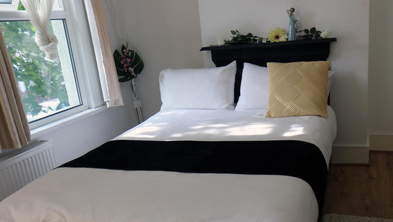 Cozy Rooms Or Apartment In London Townhouse Fast Links To Central Exteriör bild